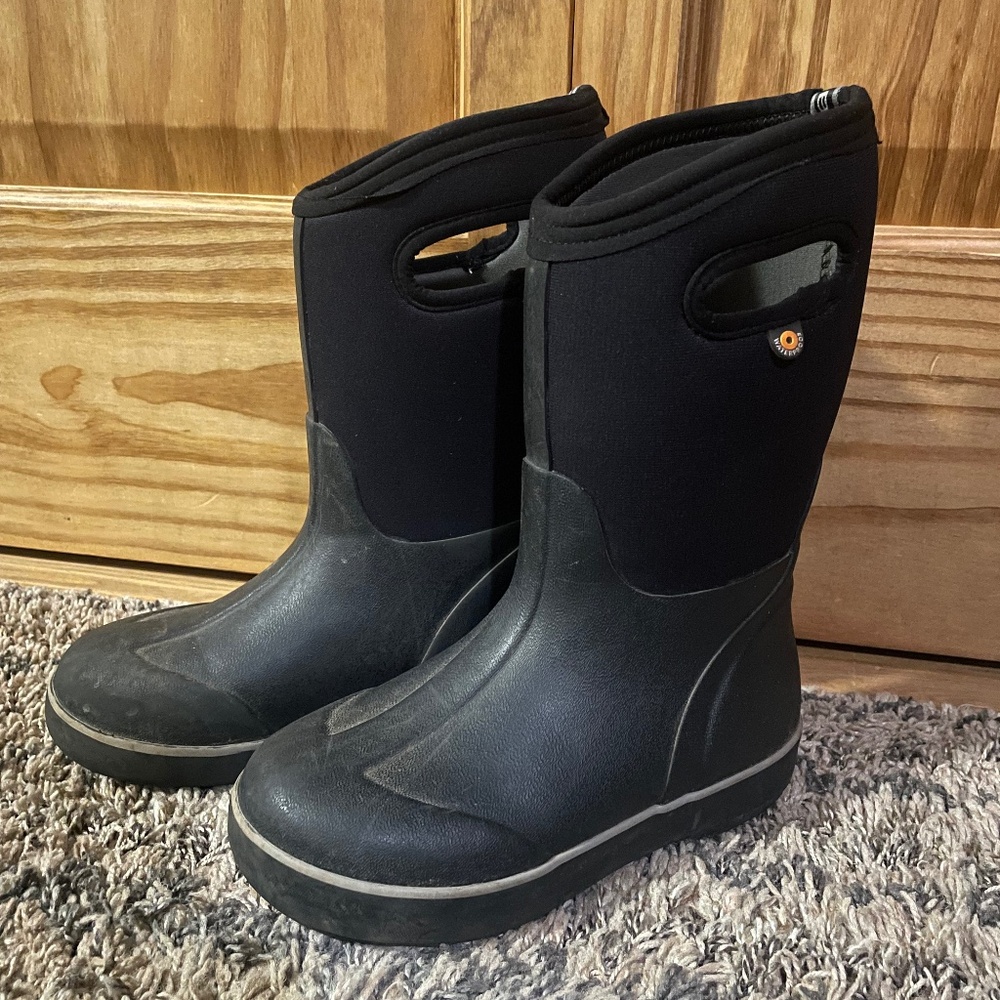 Kids Bogs Classic II Boots - Size 2